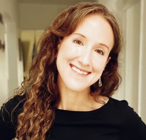 Sarah-Schlagter-headshot-820x1024-1